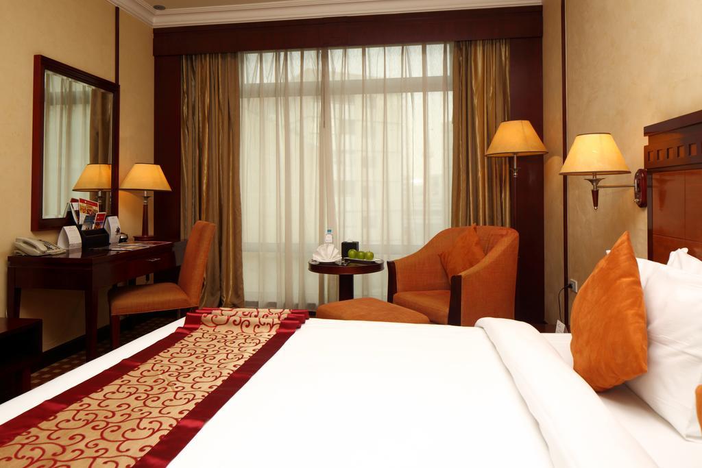 Ramada Riyadh Hotel Ngoại thất bức ảnh