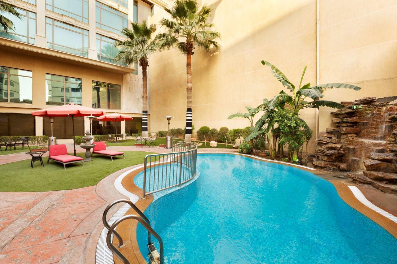 Ramada Riyadh Hotel Ngoại thất bức ảnh