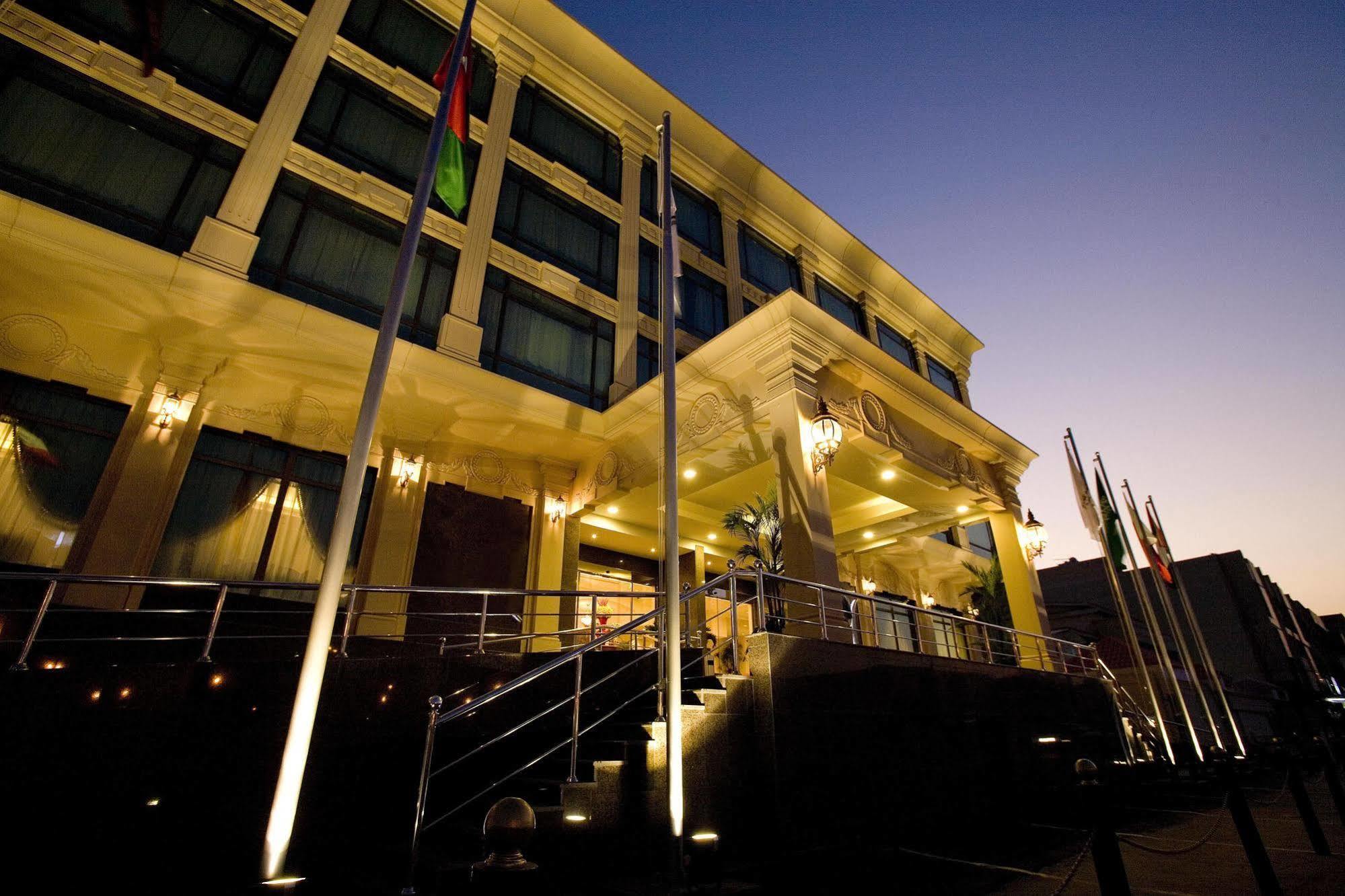 Ramada Riyadh Hotel Ngoại thất bức ảnh