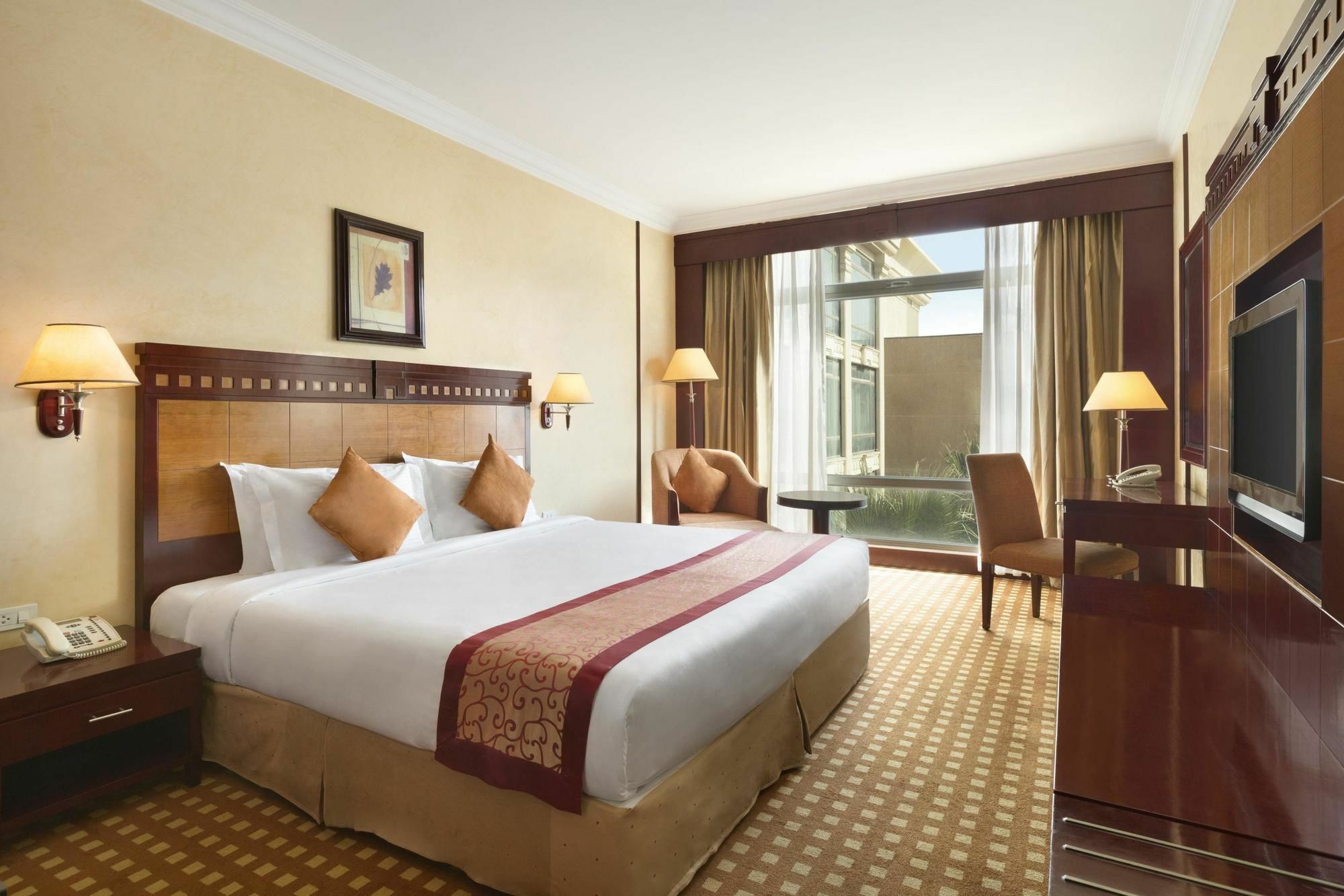 Ramada Riyadh Hotel Ngoại thất bức ảnh